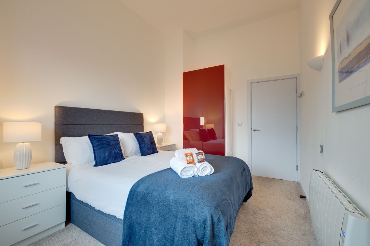 Crown Apartments 4A (11)