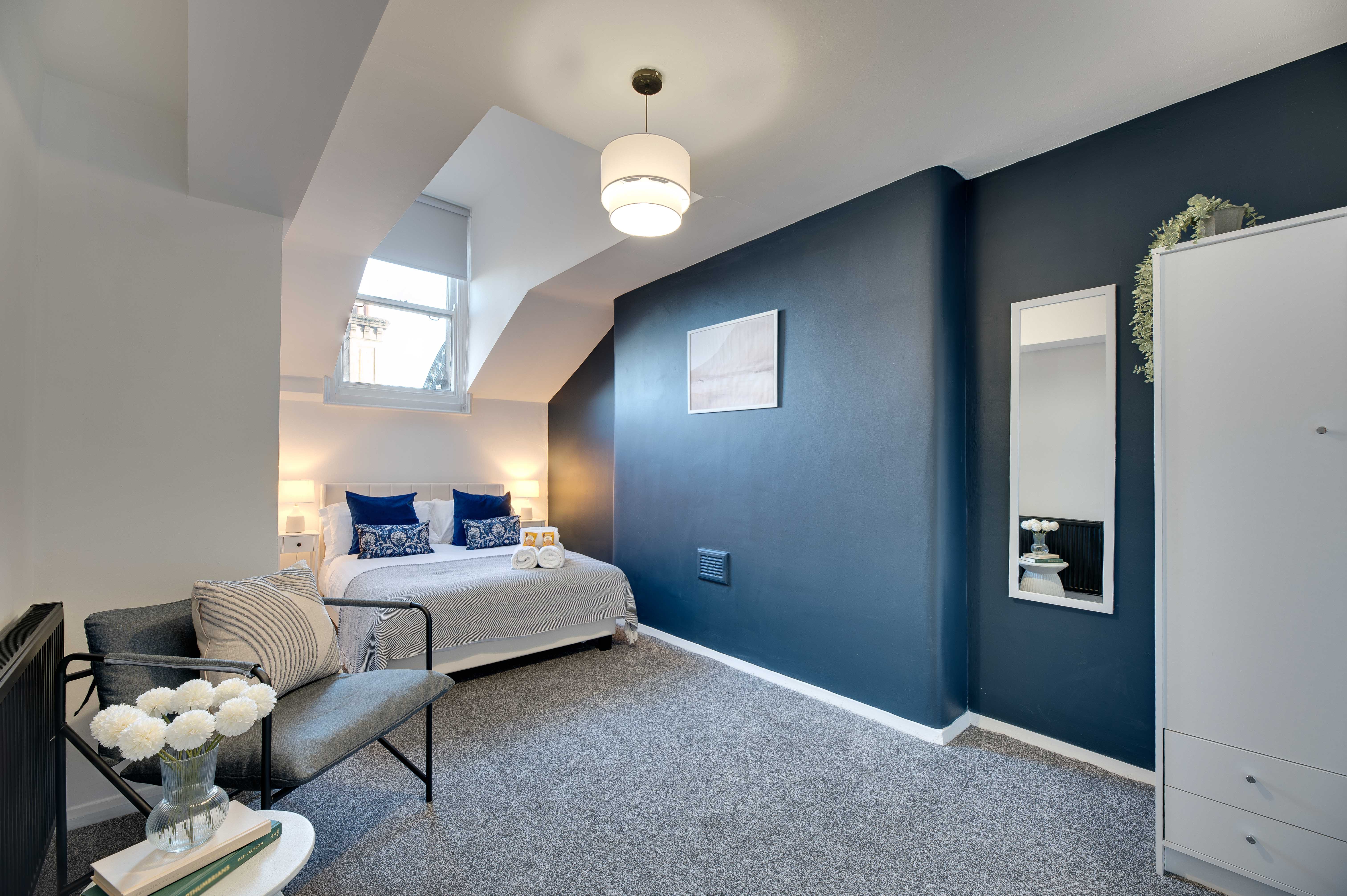 Queen Street Apartment Photos (13)