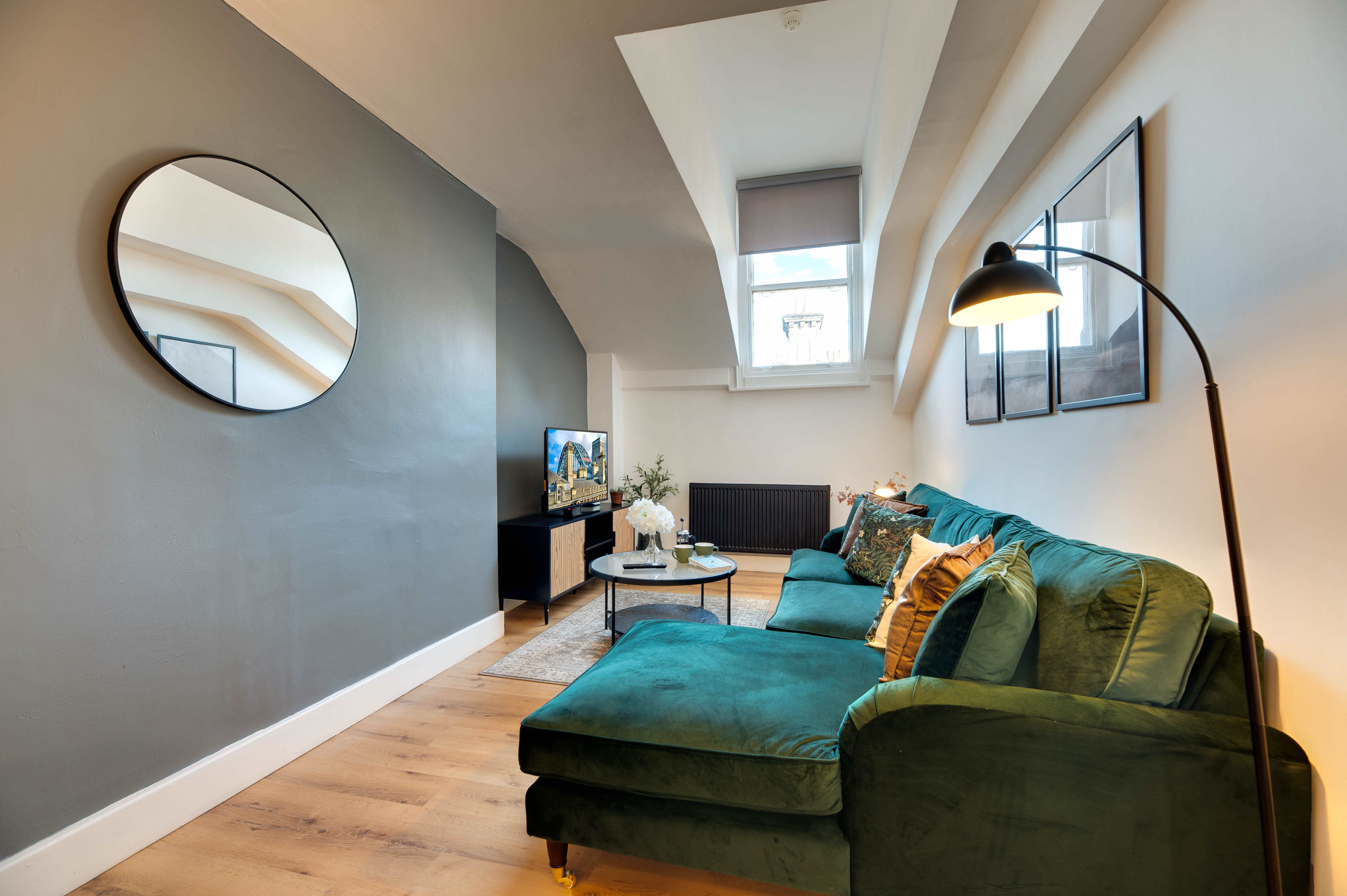 Queen Street Apartment Photos (3)