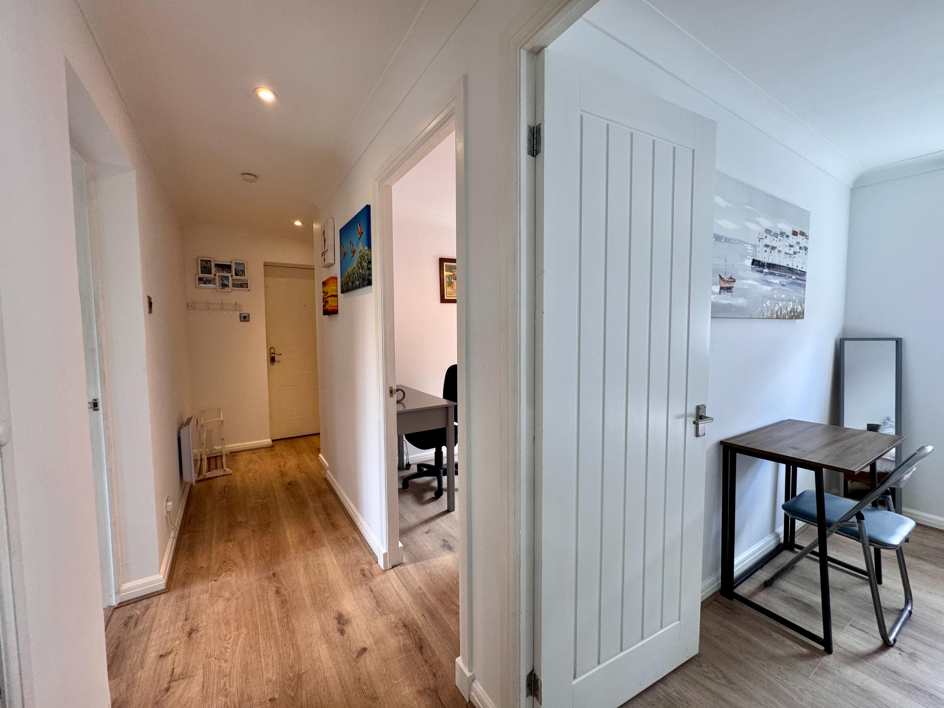 Mariner's Apartment - entrance hall
